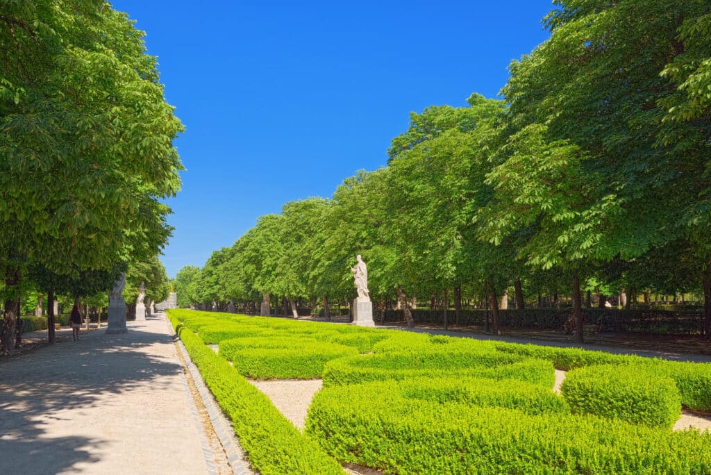 paseo por el parque El Retiro en Madrid